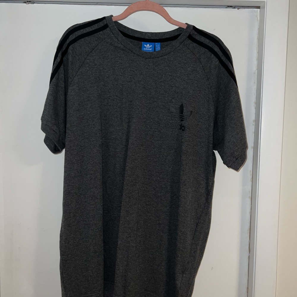 Adidas T-shirt